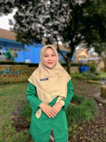 Eva Aprilia Saputri, S.Pd