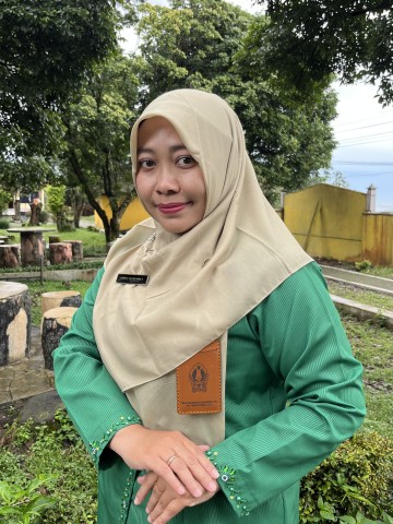 Prilia Prabaning S. M.Pd.