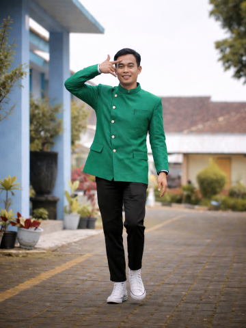 Usman Utama, S.Tr.Kom