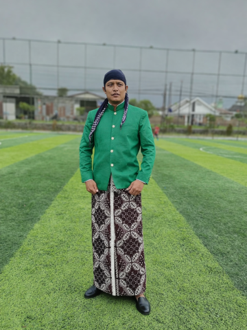 Adikusoma Suryoalmodjo,S.Pd